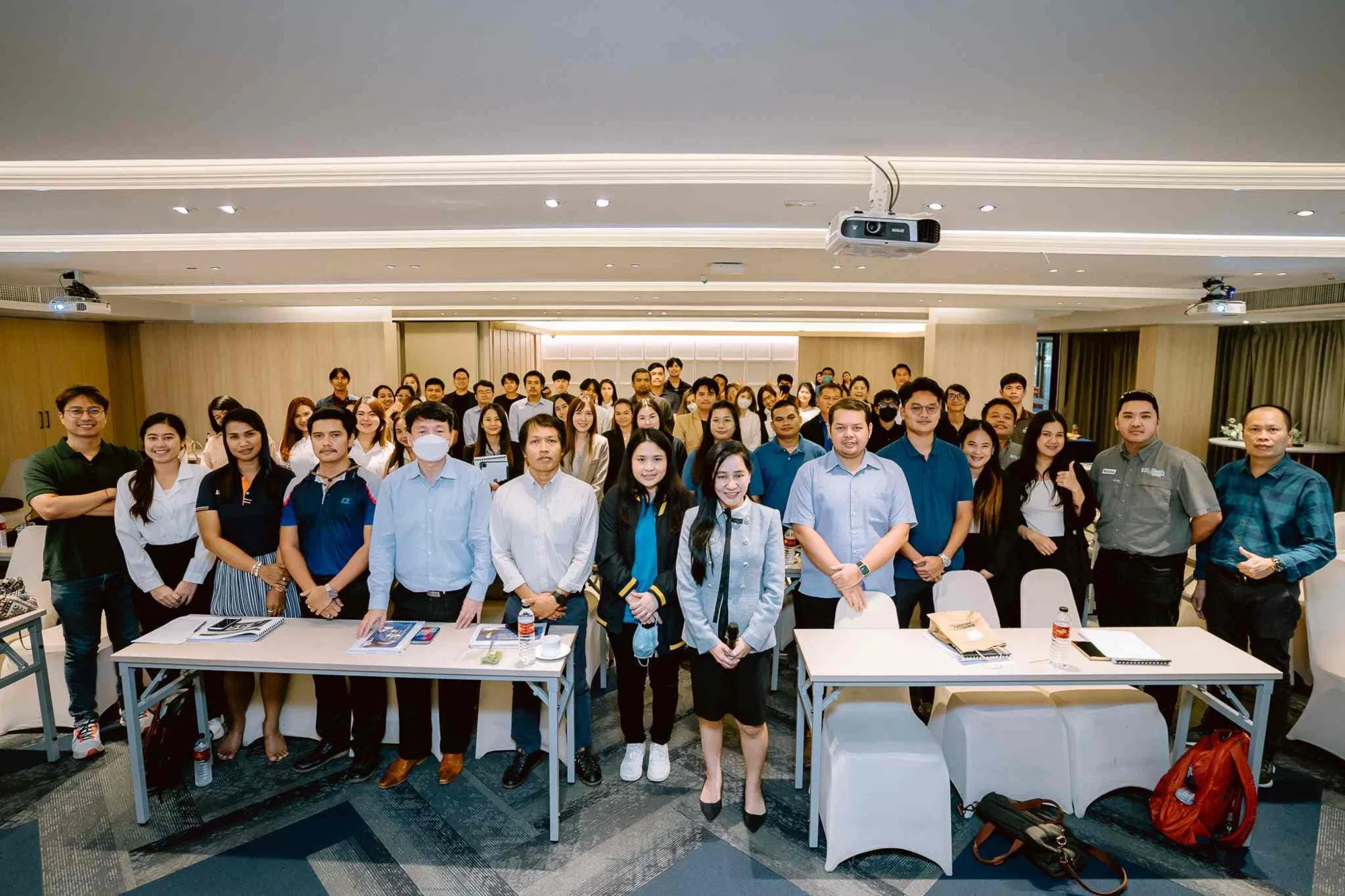 บรรยากาศ Training - ถ่ายรูปหมู่ผู้เข้าอบรม